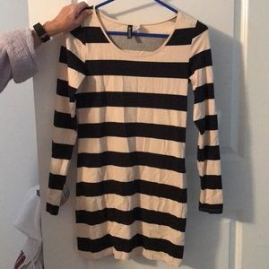 Form forming dress, perfect for fall!